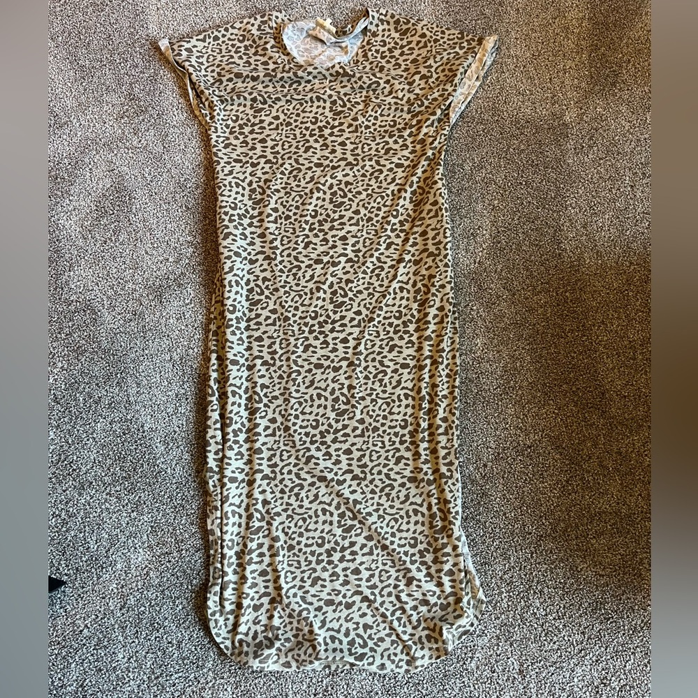 Women’s Medium Leopard brown, and khaki dress by La Miel. Maxi dress! Like new!